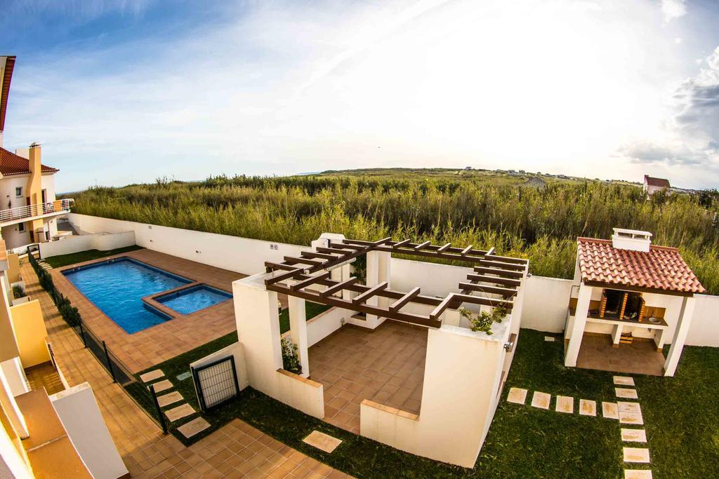 Apartments Baleal: Close To The Sea + Pool Экстерьер фото